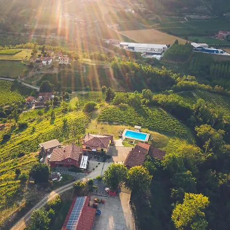 Family Nelle Langhe - Piscina Con Vista Vigneti Per Famiglie * Vesime