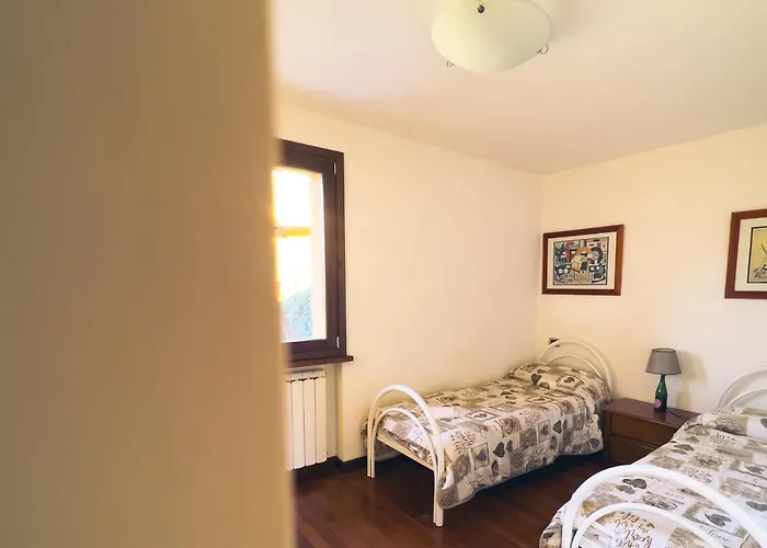 Family Nelle Langhe - Piscina Con Vista Vigneti Per Famiglie Tatil Evi Vesime