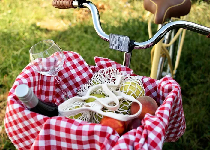 Family Nelle Langhe - Piscina Con Vista Vigneti Per Famiglie